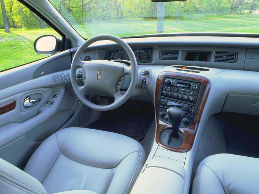  Lincoln Mark VIII 1997 года  (фото 3 из 7)